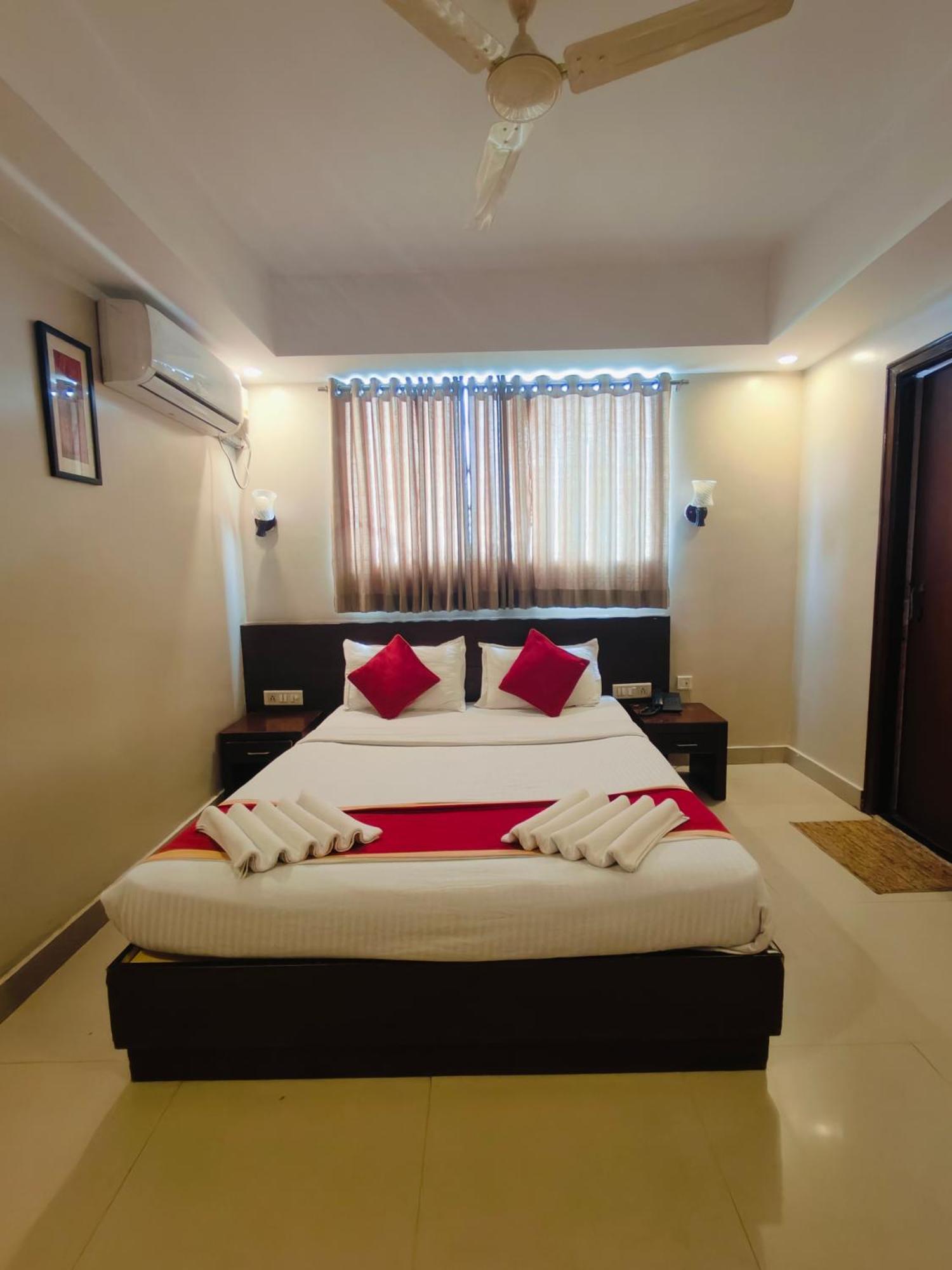 Green Wood Inn Mysore Near Palace Ngoại thất bức ảnh