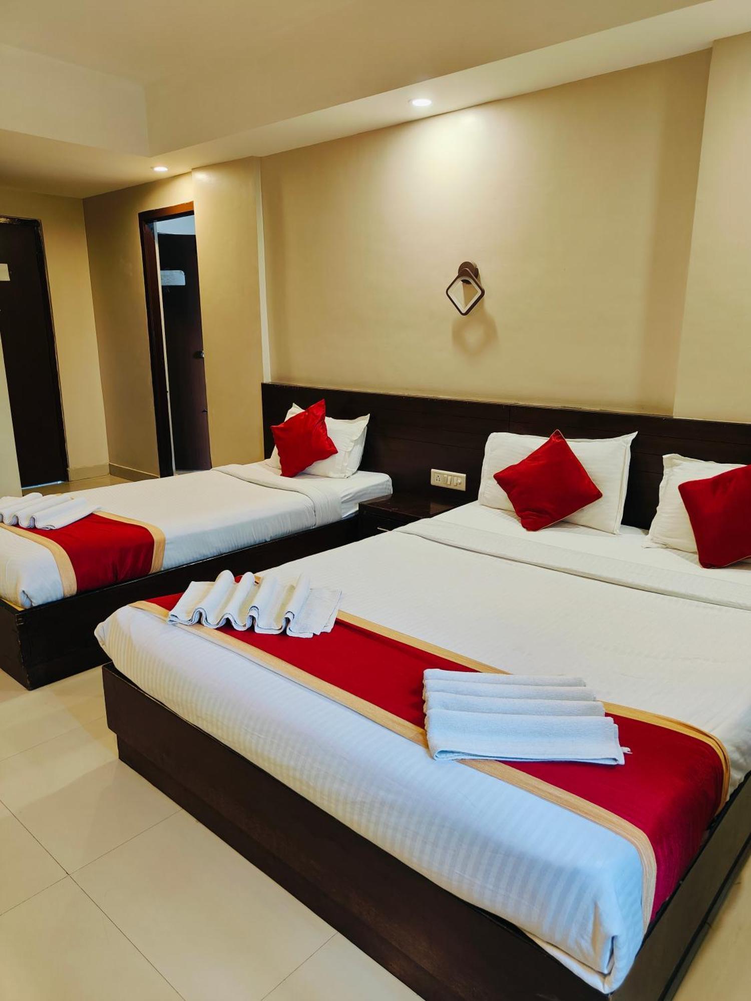 Green Wood Inn Mysore Near Palace Ngoại thất bức ảnh